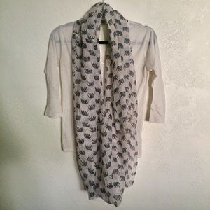 Infinity fashion scarf